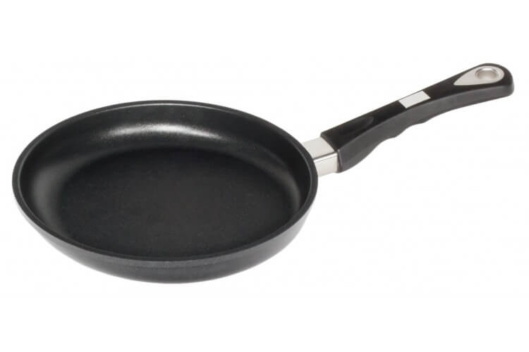 Poêle pro à frire ronde AMT 24cm anti-adhérente tous feux