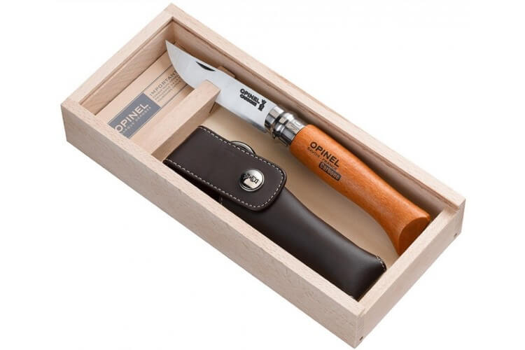 Coffret Opinel tradition n°08 lame carbone 8.5cm + étui