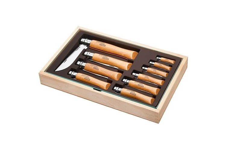 Coffret vitrine en bois Opinel Carbone 10 couteaux de poche