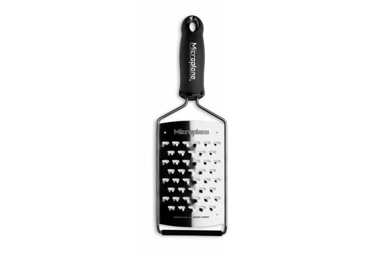 Râpe Microplane Gourmet extra gros grains manche noir