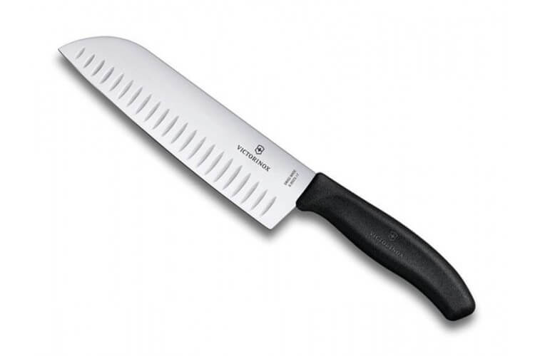 Couteau Santoku Victorinox manche lame alvéolée inox 17 cm 6.8523.17G