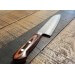 Couteau santoku japonais artisanal Jikko Mahogani Tsuchime 18cm damas 33 couches