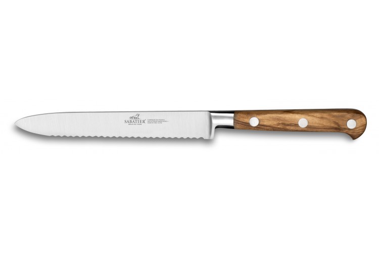 Couteau universel SABATIER Proven&ccedil;ao 100% forg&eacute; dentel&eacute; 12cm en olivier