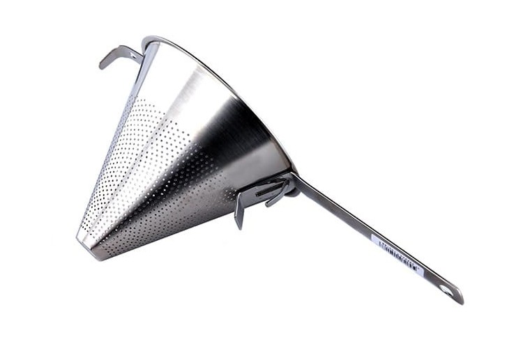Passoire Chinois Matfer en acier inoxydable diam&egrave;tre 18.5cm