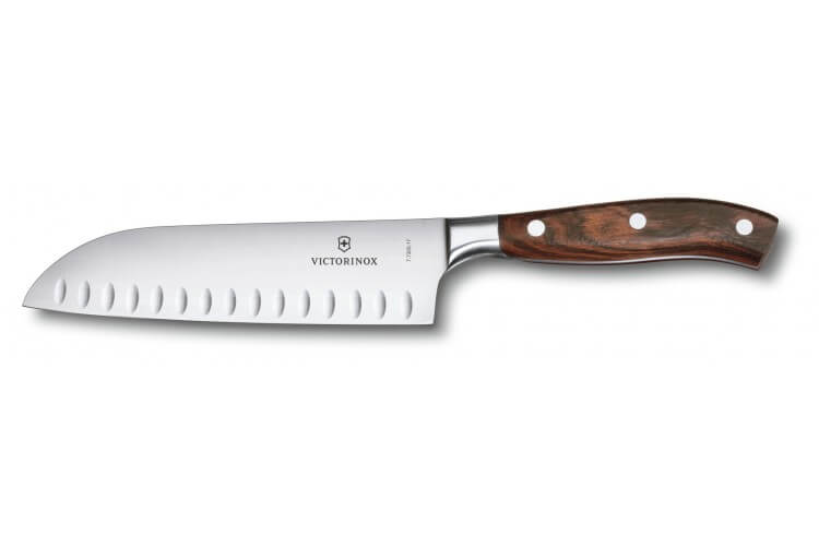 Couteau Santoku Victorinox Grand Maître Rosewood forgé 17cm manche palissandre