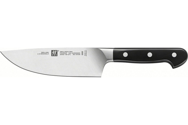 Couteau de chef Zwilling Pro lame large forg&eacute;e 16cm