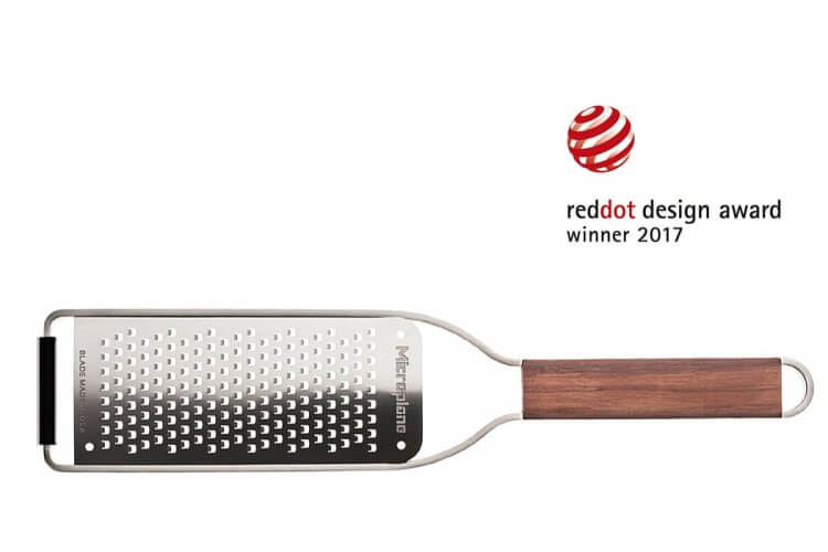 Râpe Microplane Master gros grains manche en noyer
