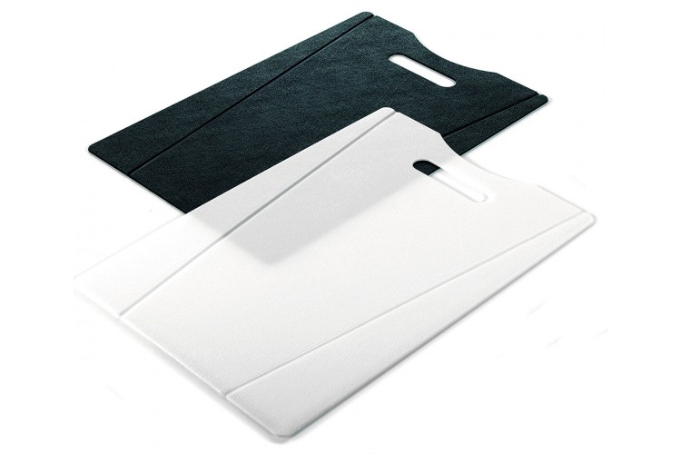 Set 2 planches &agrave; d&eacute;couper pliables Kuhn Rikon blanche et noire