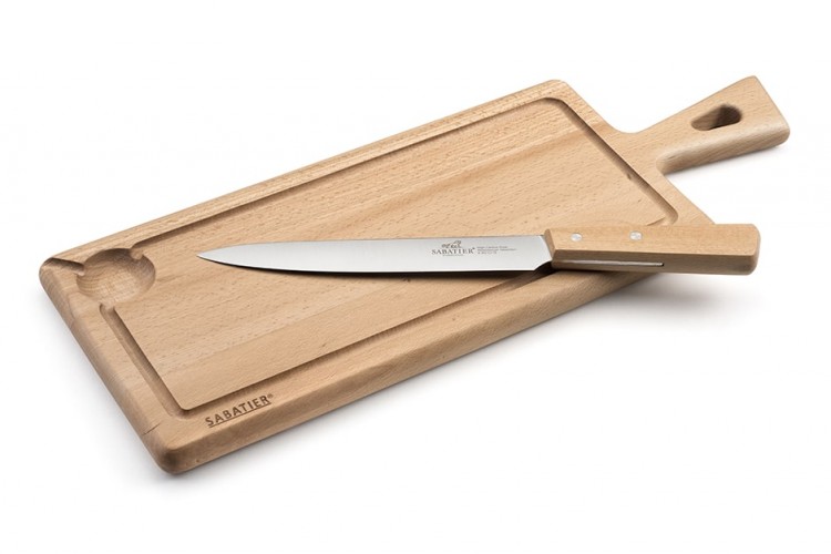 Set Sabatier International planche en h&ecirc;tre + 1 couteau &agrave; d&eacute;couper 20cm
