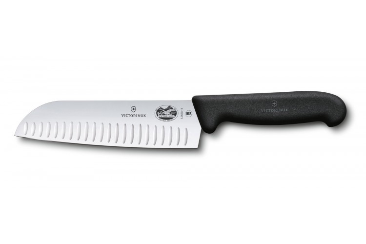 Couteau santoku Victorinox Fibrox lame alv&eacute;ol&eacute;e 17cm noir