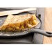 Crêpière en fonte noire avec spatule et râteau en hêtre