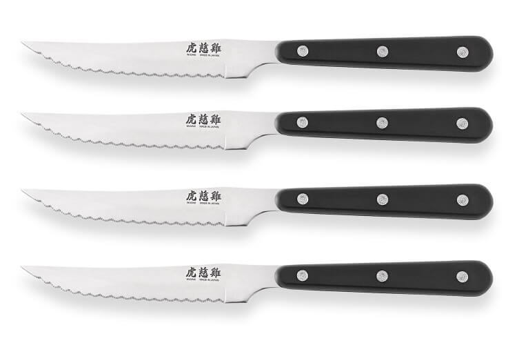 Coffret de table Wusaki 4 couteaux à steak 11cm à pointe