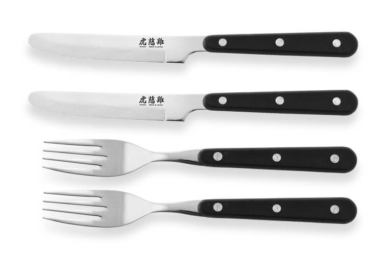 Coffret de table Wusaki 2 couteaux à steak à bout rond + 2 fourchettes