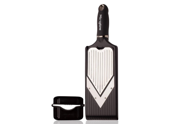 Mandoline Microplane en V double fonctions avec prot&egrave;ge doigts