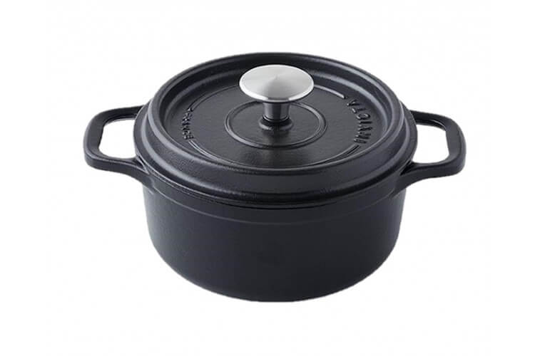 Cocotte ronde Invicta en fonte émaillée noire 18cm
