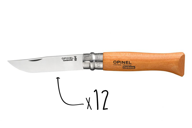 Bo&icirc;te 12 couteaux Opinel n&deg;09 acier carbone manche h&ecirc;tre 12cm