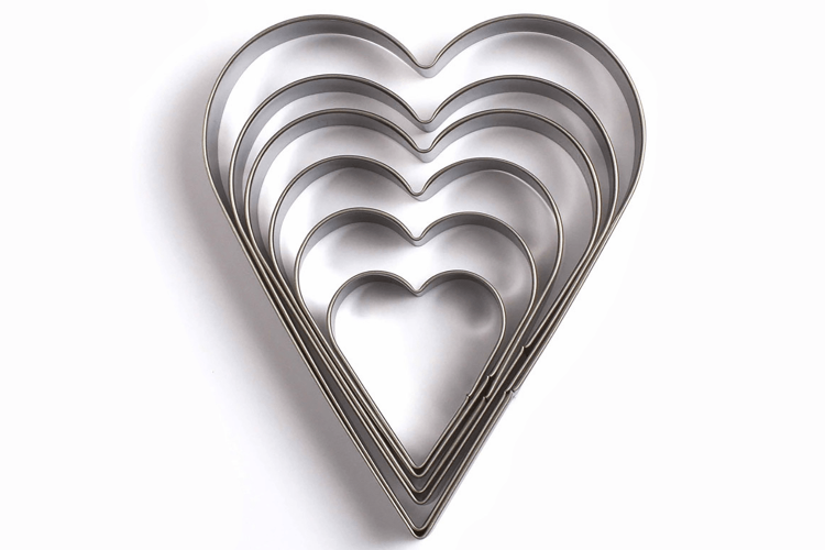 Set de 6 emporte-pi&egrave;ces Livoo forme coeur inox
