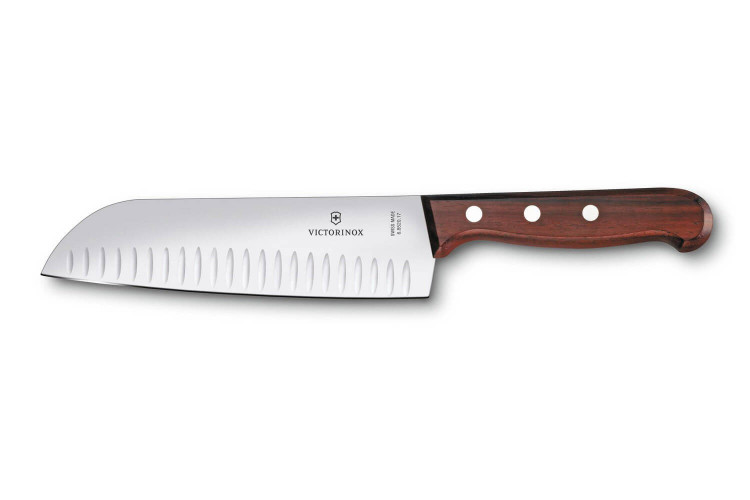 Couteau Santoku VICTORINOX Wood 17cm manche en &eacute;rable 3 rivets