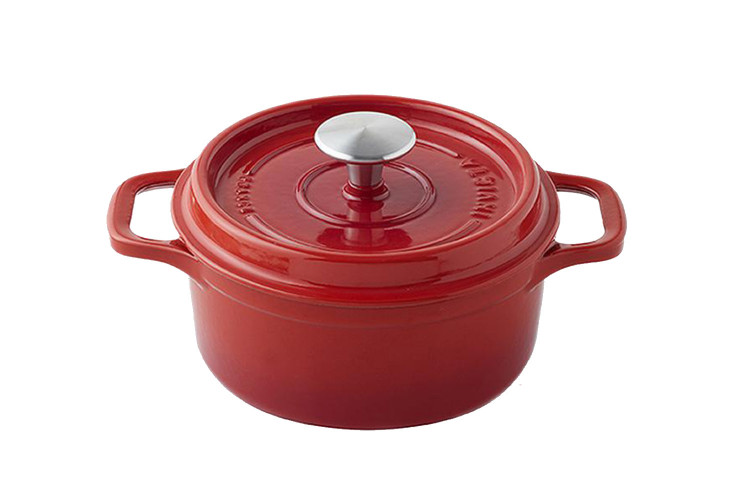 Cocotte ronde Invicta en fonte &eacute;maill&eacute;e rubis 20cm