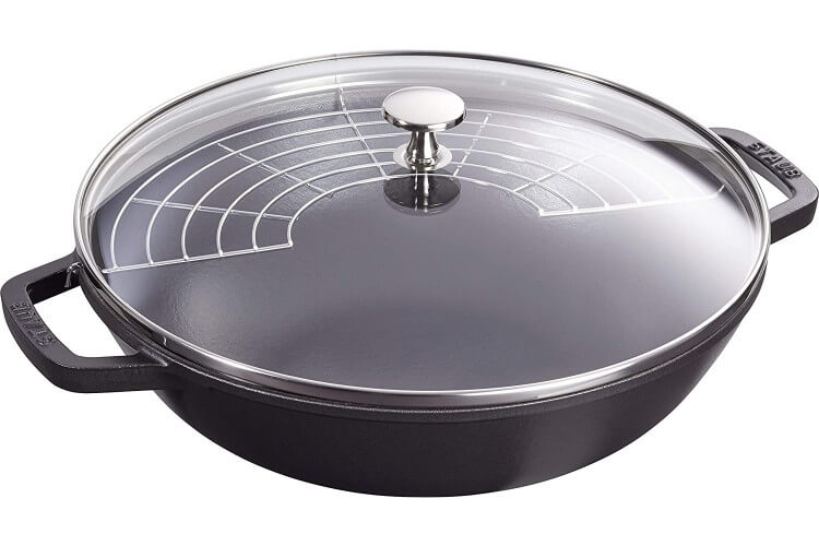 Wok en fonte Staub 30cm avec couvercle en verre + grille