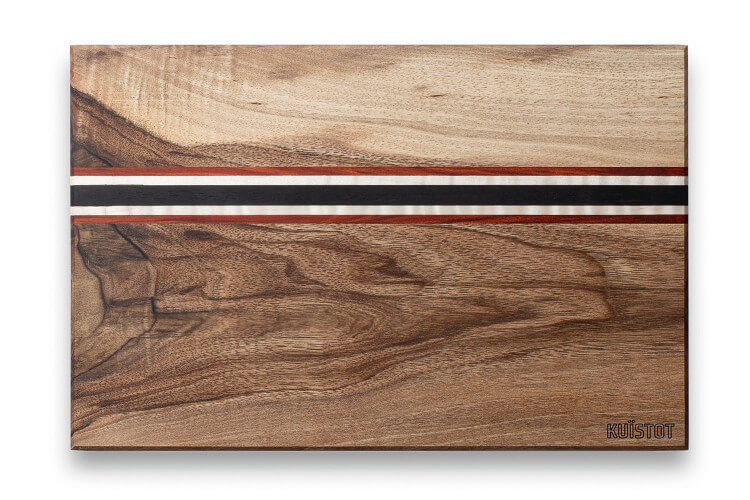 Planche à découper artisanale Kuïstot Riverside Mini en noyer 30x20x2cm