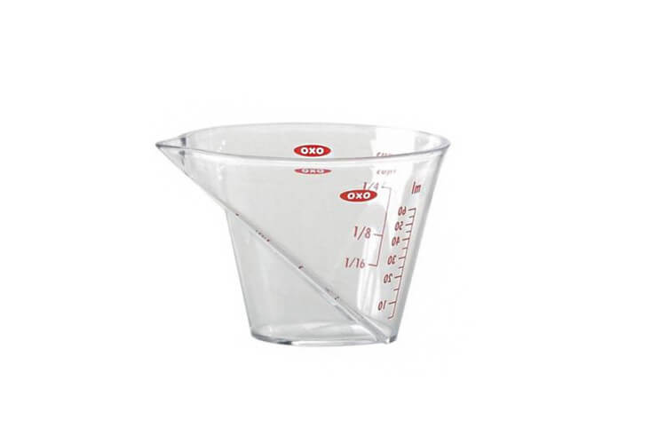 Pichet mesureur OXO 60 ml avec bec verseur