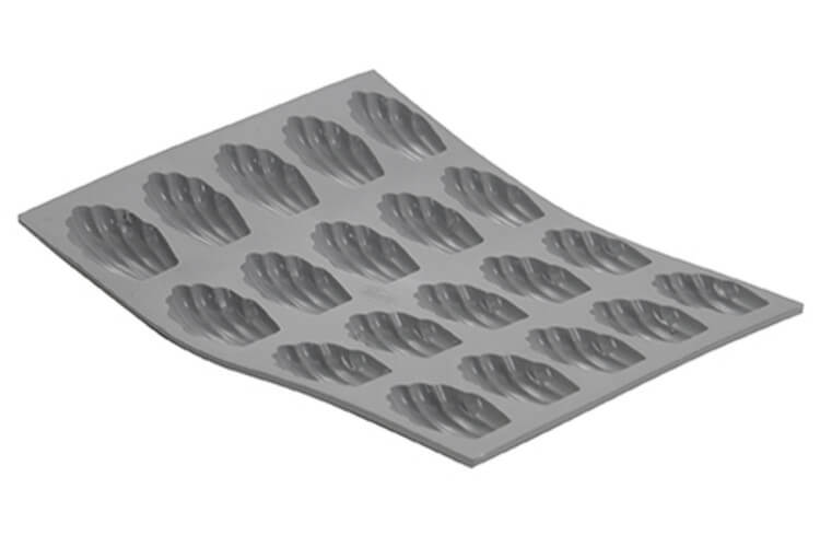 Moule à mini madeleines De Buyer Elastomoule 20 ou 30 alvéoles