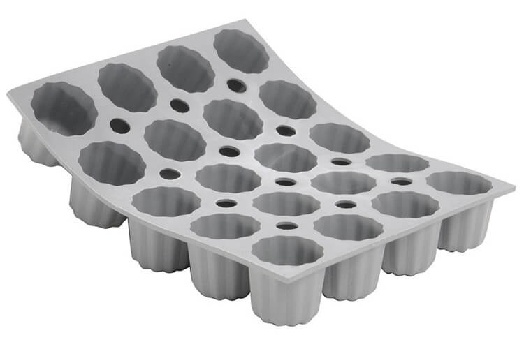 Moule à mini cannelés bordelais De Buyer Elastomoule 20 ou 28 alvéoles