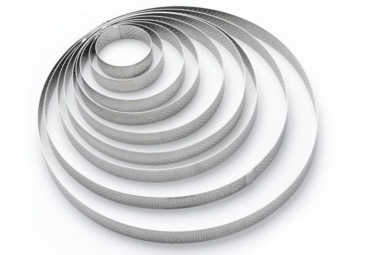 Cercle &agrave; tarte perfor&eacute; inox De Buyer Valrhona bord droit hauteur 2cm