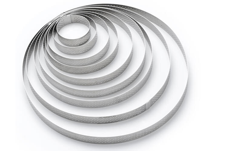 Cercle à tarte perforé inox De Buyer Valrhona bord droit hauteur 2cm