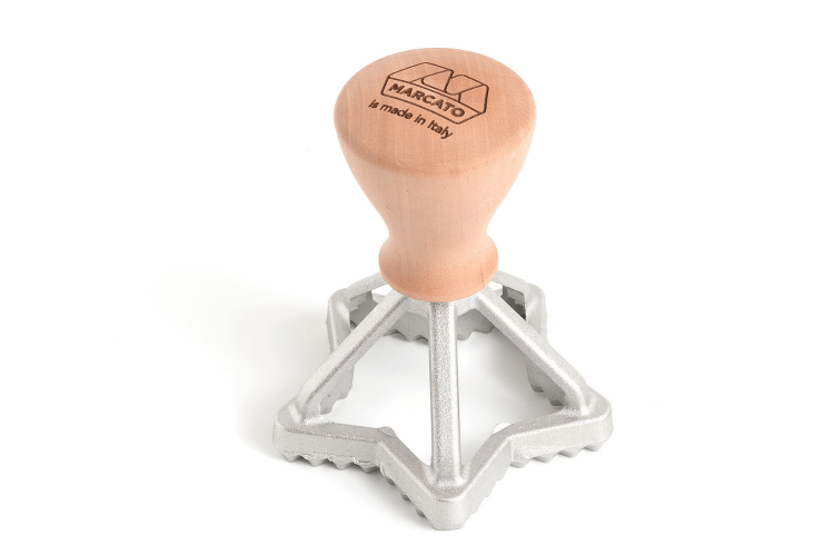 Emporte pièce à raviolis Marcato - Motif étoile 65mm