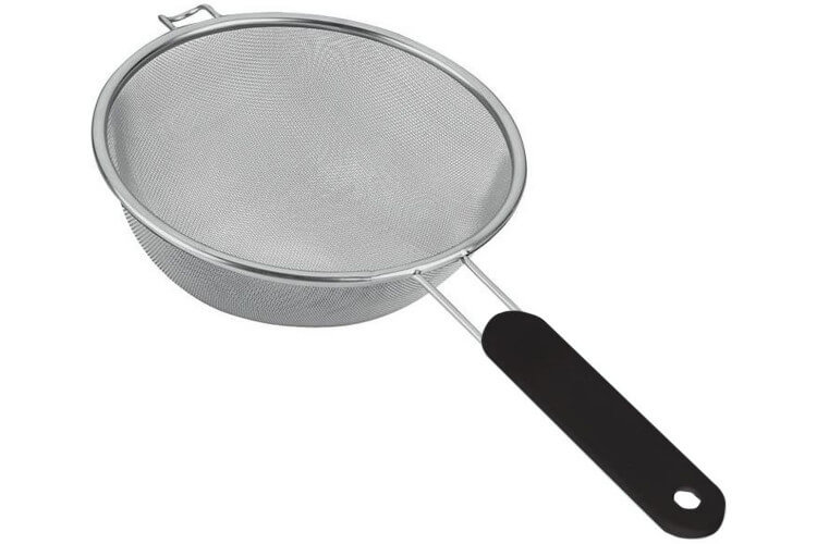 Passe-bouillon tamis fin inox diamètre 18cm