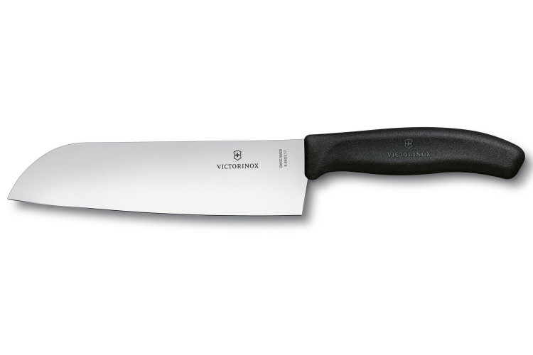 Couteau santoku Victorinox SwissClassic 17cm noir sur carte