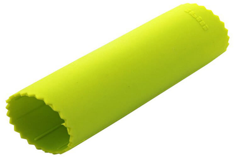 Presse ail rouleau en silicone 14cm - vert