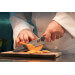 Couteau de chef Kotai lame martelée 20cm manche pakkawood avec fourreau