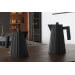 Bouilloire électrique Alessi Plissé noire design par Michele De Lucchi