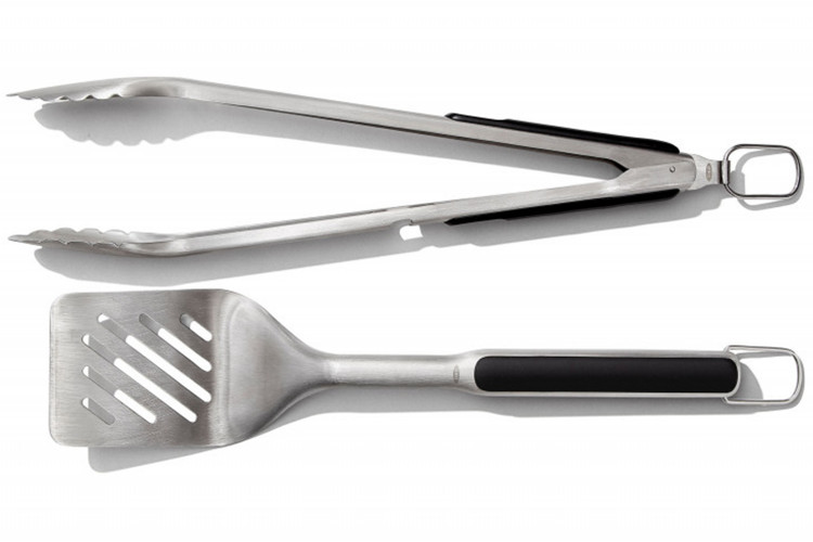 Set de 2 ustensiles pour barbecue OXO - Spatule et pince