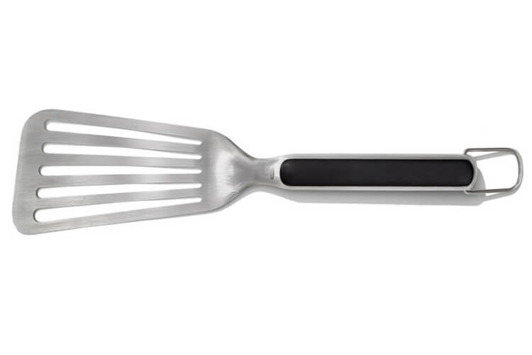 Spatule ajourée flexible OXO 37cm spéciale barbecue