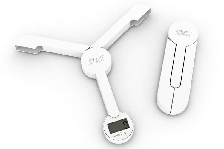 Balance de cuisine Joseph Joseph TriScale électronique et pliable blanche