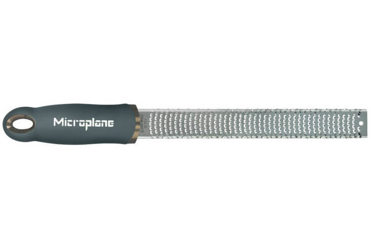 Râpe-zesteur Microplane Premium Classic Gris Orage - 20,3cm