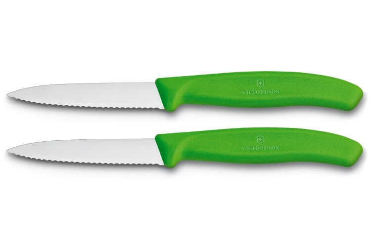 2 Couteaux d'office Victorinox lame à dents 8cm pointe milieu manche vert