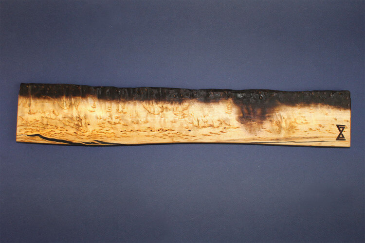 Barre aimantée artisanale Essences Creations 45cm bouleau madré brûlé Shu Sugi Ban modèle 2