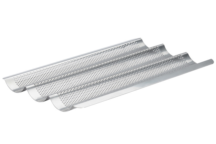 Plaque de cuisson De Buyer perfor&eacute;e en inox pour 3 baguettes