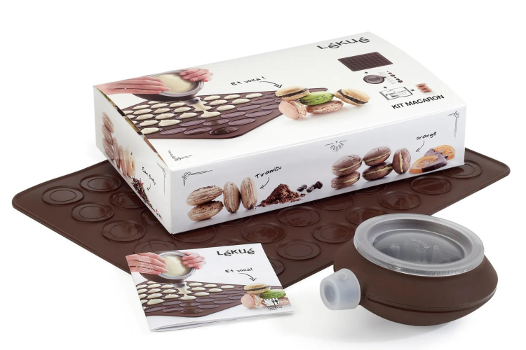 Set pour 24 macarons L&eacute;ku&eacute; avec recettes incluses