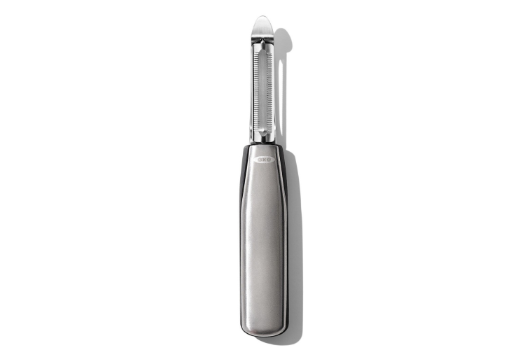 &Eacute;plucheur &agrave; peaux fines OXO Steel en inox avec manche bi-mati&egrave;re