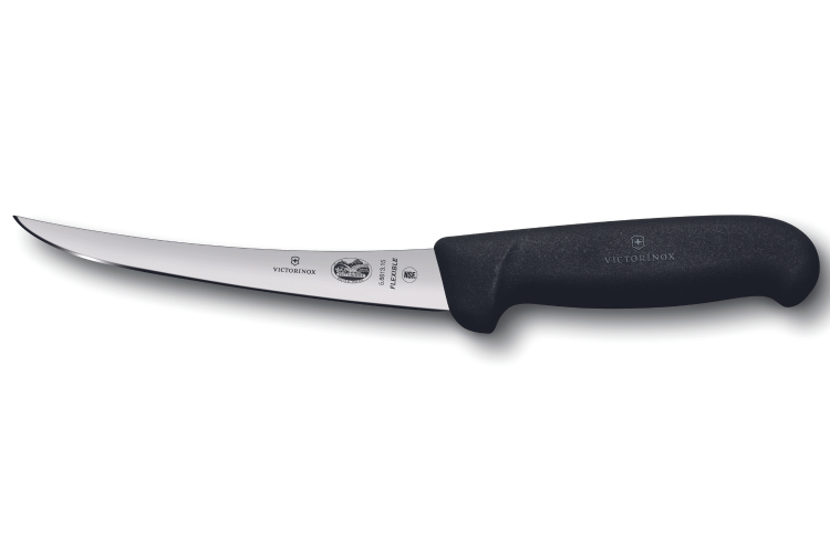 Couteau &agrave; d&eacute;sosser Victorinox 5.6613.15 lame flexible 15cm manche fibrox noir