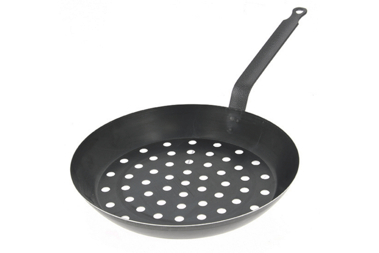 Poêle à marrons perforée 5490.28 De Buyer 28cm en tôle d'acier bleuie
