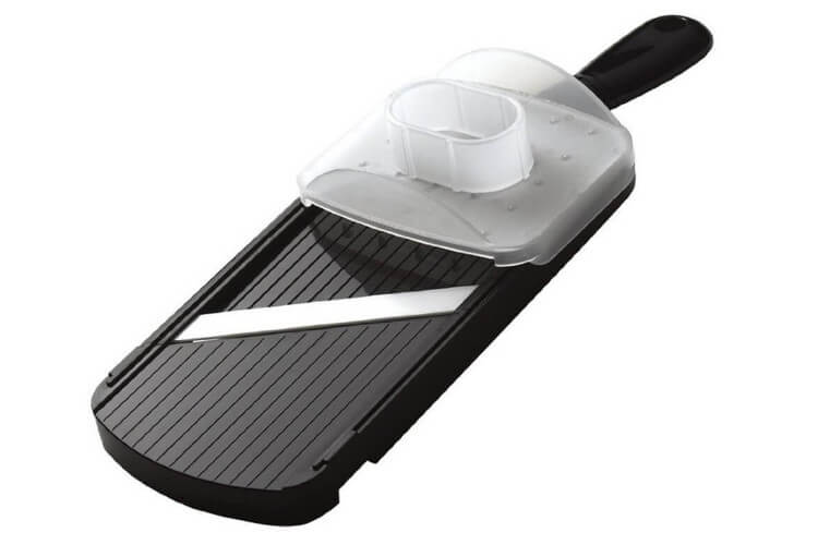 Mandoline céramique KYOCERA noire réglable avec protège doigts