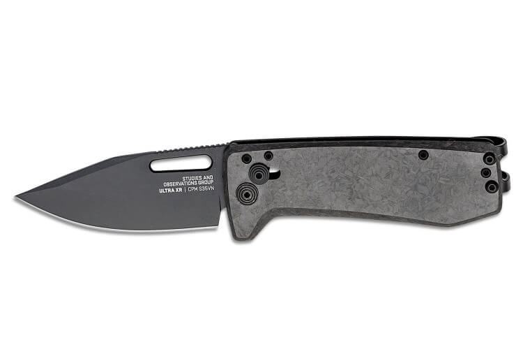 Couteau pliant SOG Ultra XR SGULTRAXRXHPBK manche en fibre de carbone noir 9,1cm