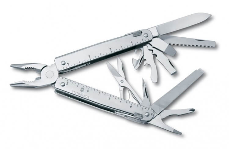 Pince Swisstool Victorinox 12 pièces + étui nylon